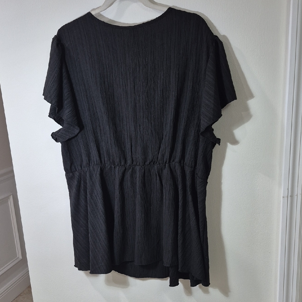 Elegant Black Wrap Blouse - Picture 5 of 10